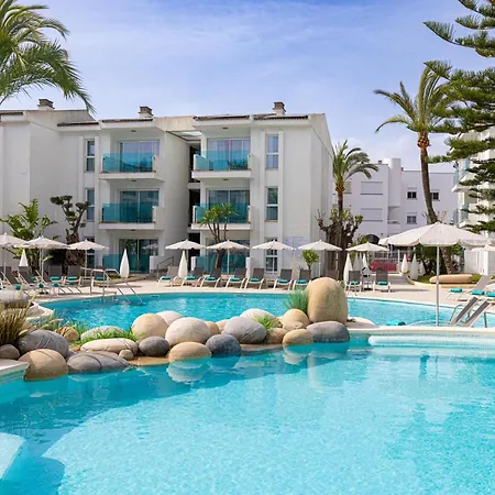 Marsenses & Adults Only Apartmanhotel 4*