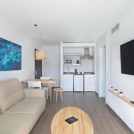 Marsenses & Adults Only Aparthotel 4*